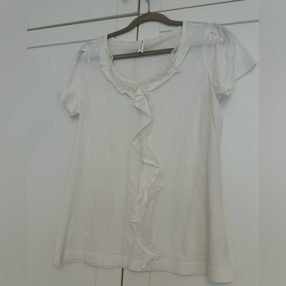 Marks and Spencer 100% cotton white t-shirt with a nice detail size M- brandnew